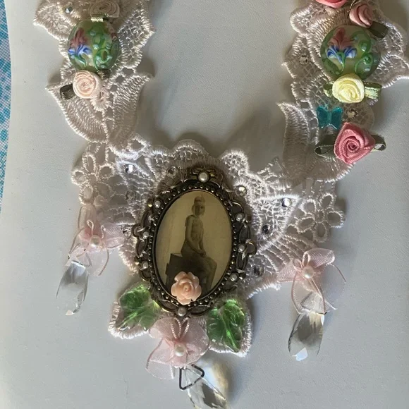 Bib Necklace flapper image glass hand sewn glass beads satin ribbon flowers - Picture 9 of 17